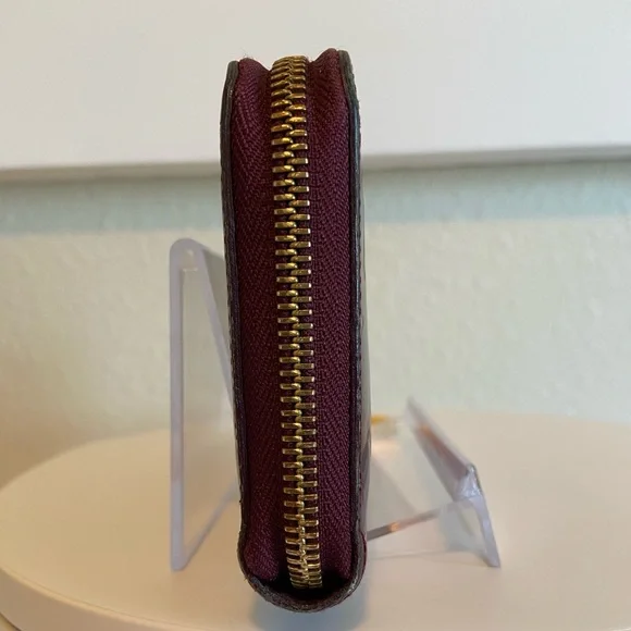 LV GUC Vernis Rouge Fauviste Zip Around Wallet - Picture 4 of 15